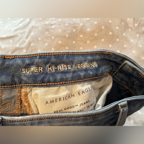 American Eagle Super Hi-Rise Jeggings - Picture 7 of 7